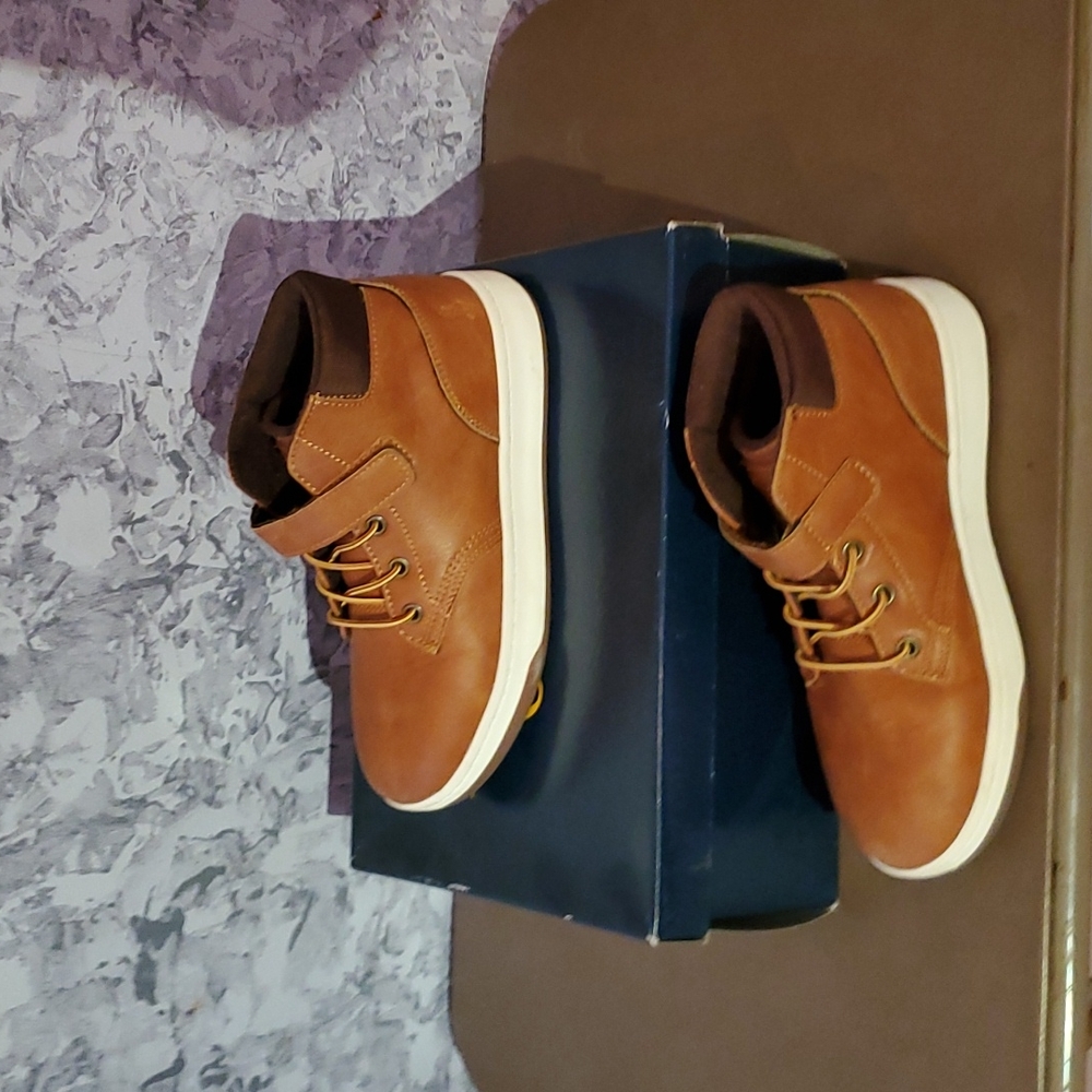 Sneaker boots for boys